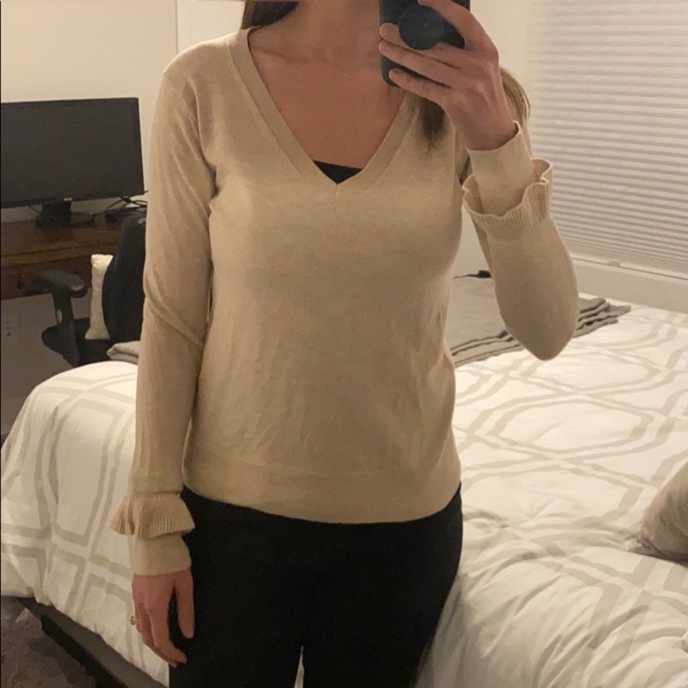 Tan Banana Republic sweater